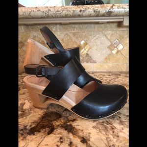 Clogs